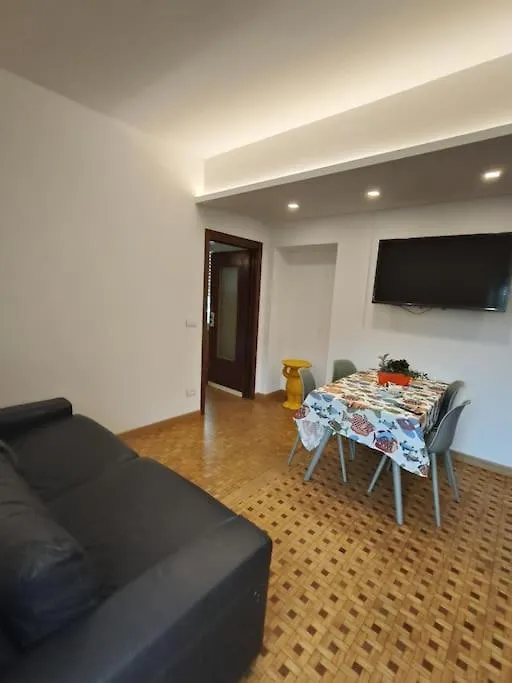 Apartment Seaside Apartment, 20M To The Beach, Wi-Fi&Terrace Bordighera Italy