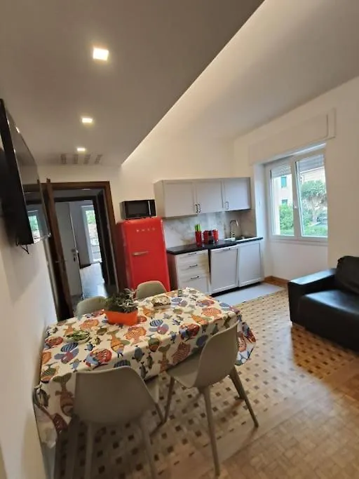 Seaside Apartment, 20M To The Beach, Wi-Fi&Terrace Bordighera Apartment