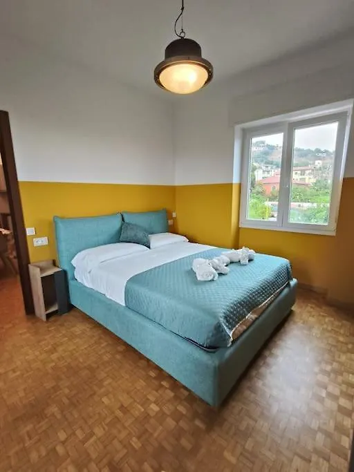 Seaside Apartment, 20M To The Beach, Wi-Fi&Terrace location